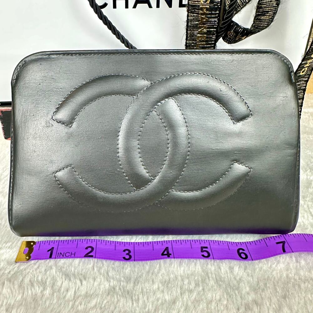 CHANEL black matte leather VINTAGE crossbody cosmetic bag with chain NICE GIFT! - Picture 13 of 16